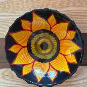 🌻Vintage Mexican Folk Art Sunflower Bowl - Hand Painted Puerto Vallarta🌻
